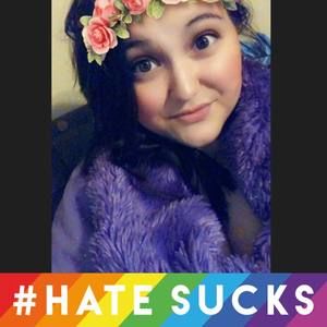 Meet your Posher, Renee